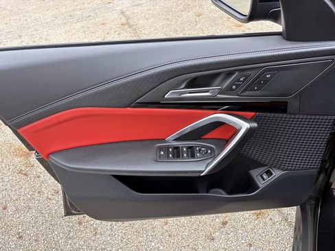 Certified 2025 BMW X2 xDrive28i image 11