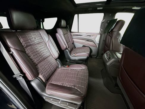 Used 2021 Cadillac Escalade Sport Platinum image 31