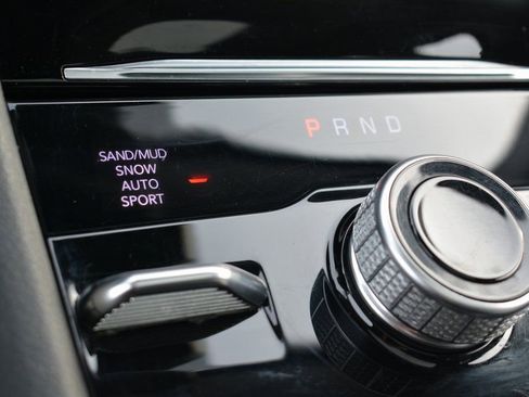 Used 2023 Jeep Grand Cherokee Limited image 19