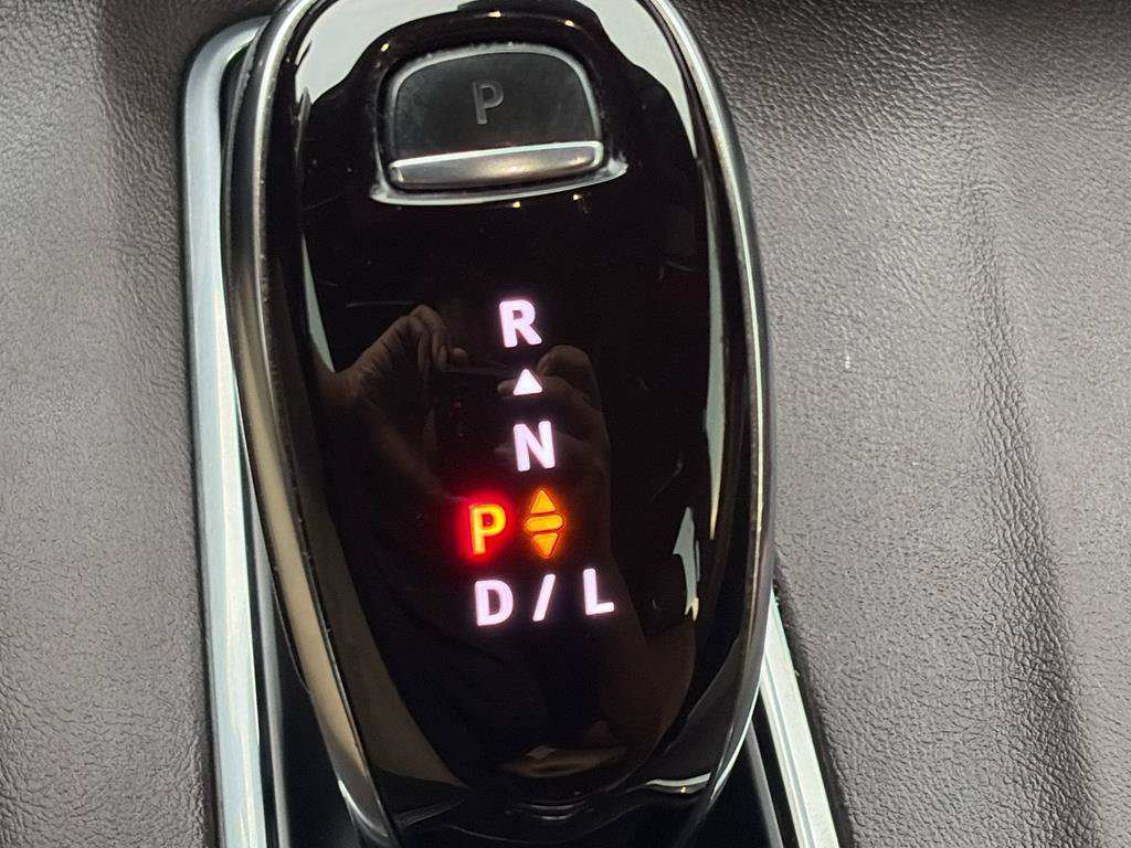Used 2021 Cadillac Escalade ESV Sport AWD/4WD image 19