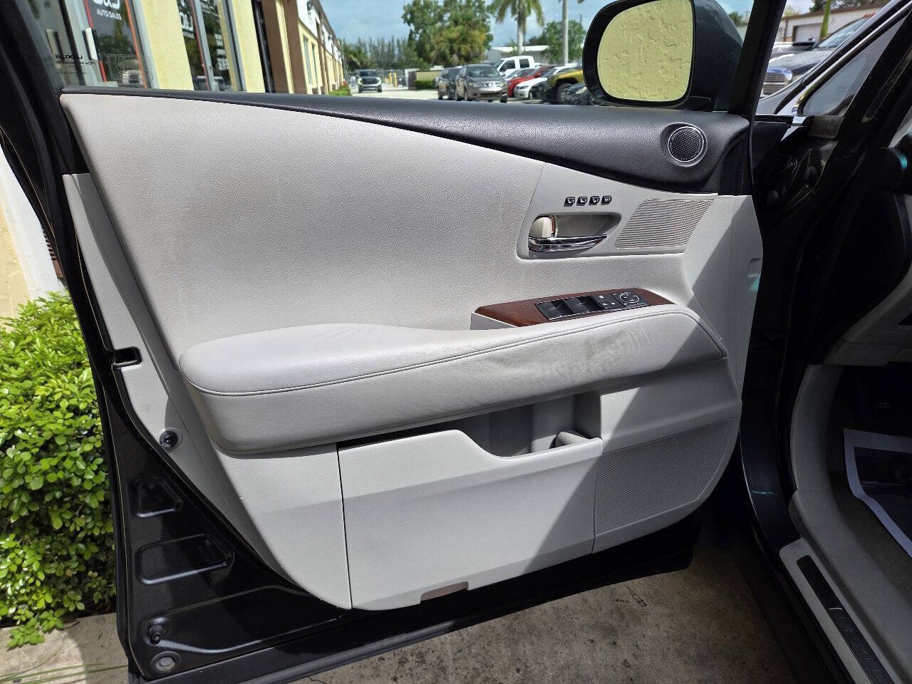 Used 2010 Lexus RX 350 2WD image 7