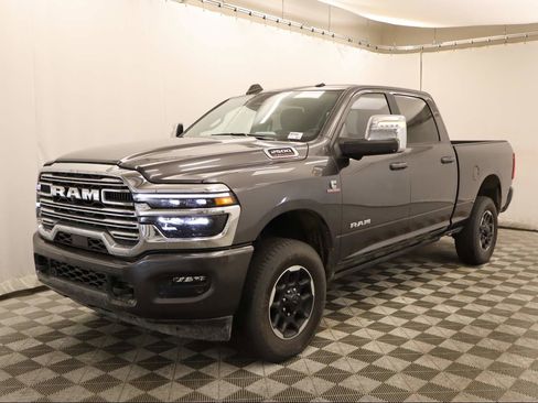 Used 2025 RAM 2500 Laramie image 1