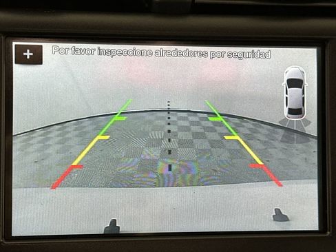 Used 2018 Ford Fusion SE w/ Fusion SE Technology Package FWD image 17