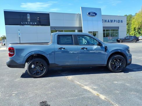 New 2025 Ford Maverick XLT w/ XLT Luxury Package image 56