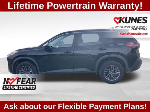 Used 2023 Nissan Rogue S image 5