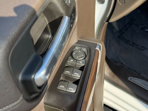 Used 2020 GMC Sierra 1500 SLT w/ SLT Premium Package image 24