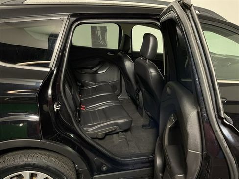 Used 2019 Ford Escape SEL image 32