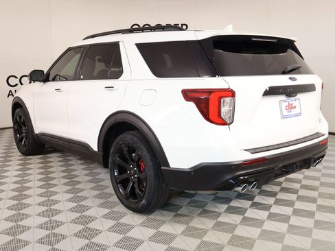Used 2020 Ford Explorer ST w/ ST High-Performance Pack image 25