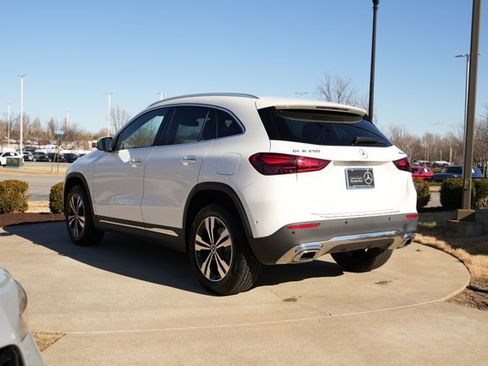 Certified 2025 Mercedes-Benz GLA 250 4MATIC w/ Driver Assistance Package image 6