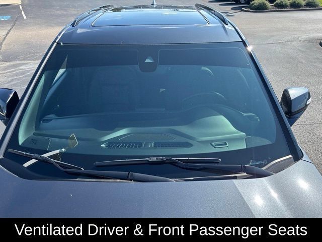 Used 2021 Chevrolet Blazer RS w/ Enhanced Convenience Package FWD image 5