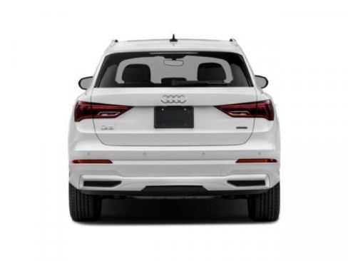 Used 2022 Audi Q3 2.0T Premium w/ 19" Wheel Package image 5