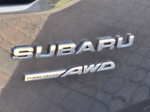 Used 2022 Subaru Outback Touring image 10