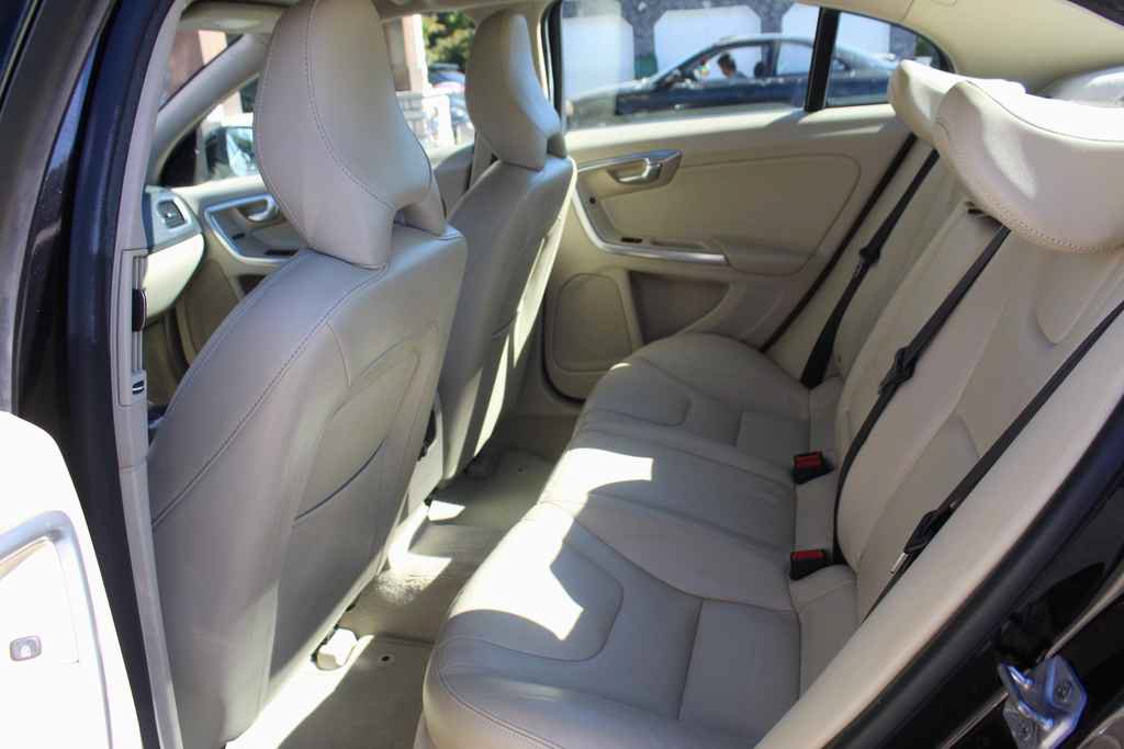 Used 2016 Volvo S60 T5 Premier w/ Convenience Package FWD image 27