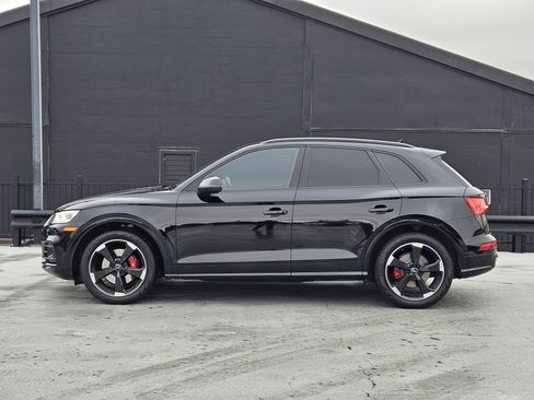 Used 2019 Audi SQ5 Prestige w/ Prestige Package image 3