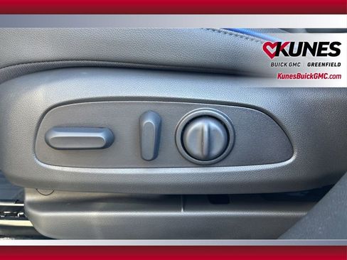 New 2026 Buick Encore GX Sport Touring w/ Advanced Technology Package image 31