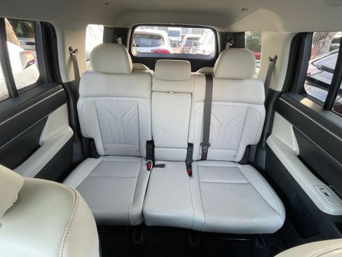 Used 2025 Hyundai Santa Fe SEL image 42