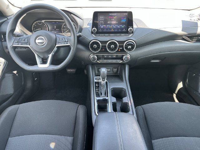 Used 2025 Nissan Sentra SV FWD image 17