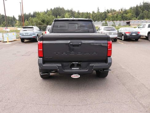 Used 2024 Toyota Tacoma TRD Off-Road w/ TRD Off Road Upgrade Package AWD/4WD image 6