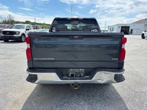 Used 2020 Chevrolet Silverado 1500 LTZ AWD/4WD image 3