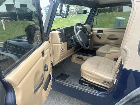 Used 2002 Jeep Wrangler Sport AWD/4WD image 5