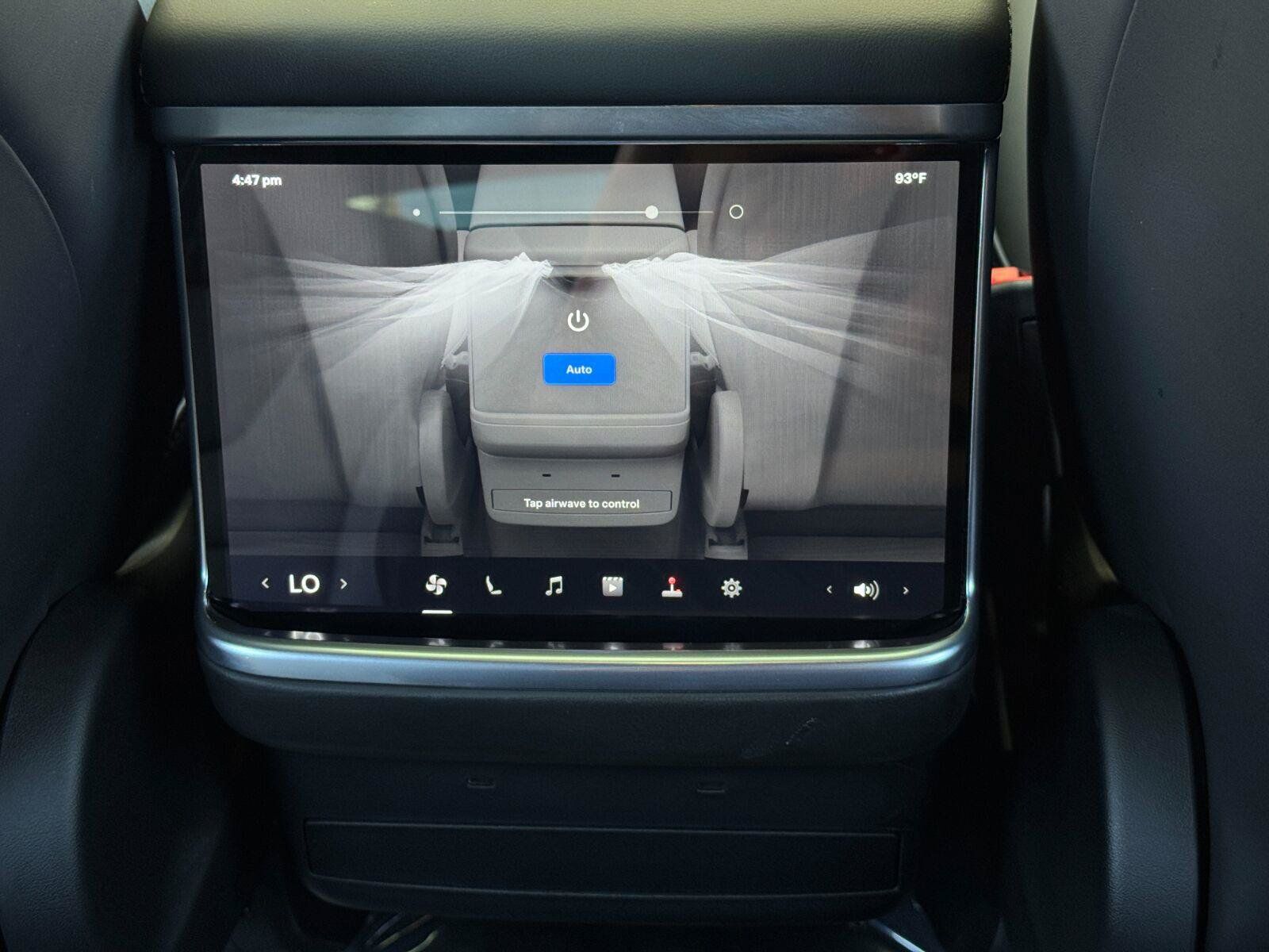 Used 2024 Tesla Model X AWD/4WD image 34