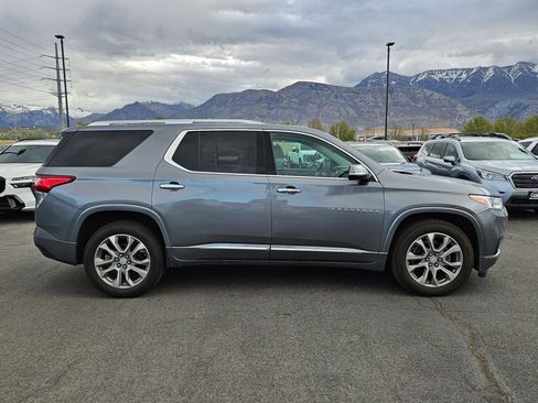 Used 2020 Chevrolet Traverse Premier AWD/4WD image 2