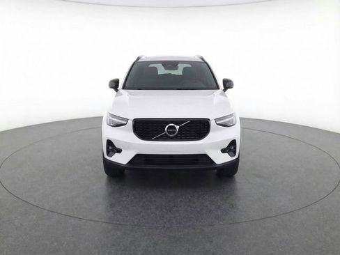 New 2026 Volvo XC40 B5 Plus w/ Protection Package Premier image 36