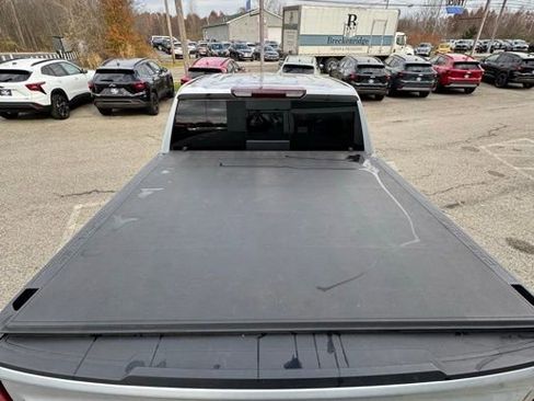 Used 2021 Chevrolet Silverado 1500 LT Trail Boss w/ Convenience Package II image 6