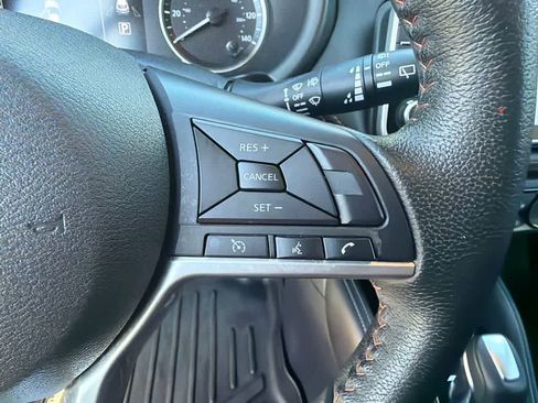 Used 2019 Nissan Kicks SR w/ SR Premium Package image 23