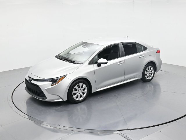 Used 2024 Toyota Corolla LE FWD image 44