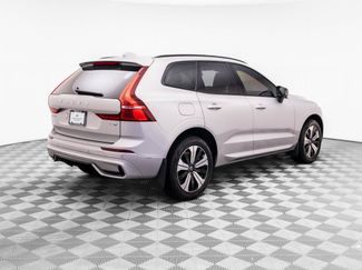 Used 2025 Volvo XC60 T8 Plus w/ Climate Package AWD/4WD video 5