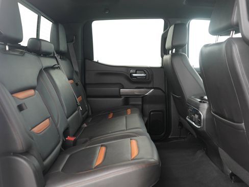 Used 2021 GMC Sierra 1500 AT4 w/ AT4 Premium Package image 12