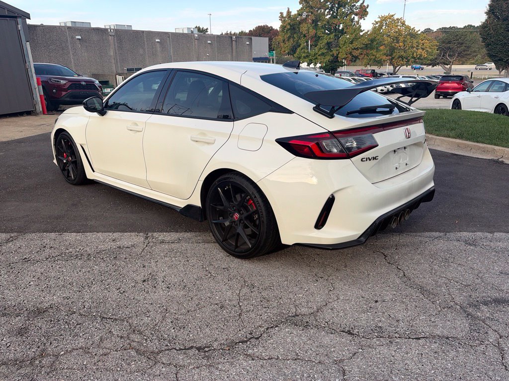 Used 2025 Honda Civic Type R image 7
