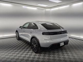 New 2026 Porsche Macan Electric RWD video 3