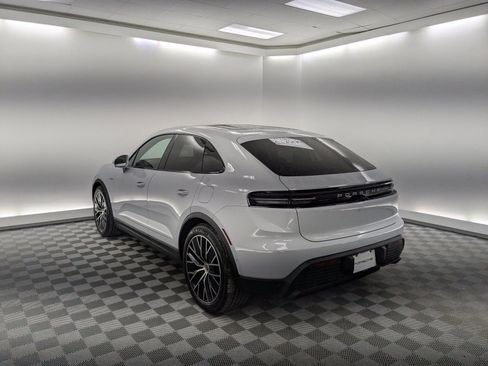 New 2026 Porsche Macan Electric RWD image 3