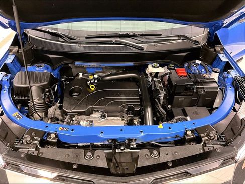 Used 2025 Chevrolet Equinox ACTIV w/ Safety and Technology Package AWD/4WD image 30