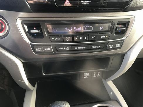 Used 2016 Honda Pilot EX image 14