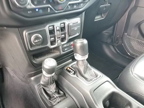 Used 2021 Jeep Wrangler Unlimited Sahara w/ Cold Weather Group image 22