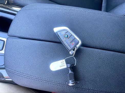 Used 2018 BMW X5 sDrive35i image 9