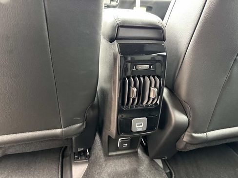 New 2026 Jeep Compass Latitude AWD/4WD image 20