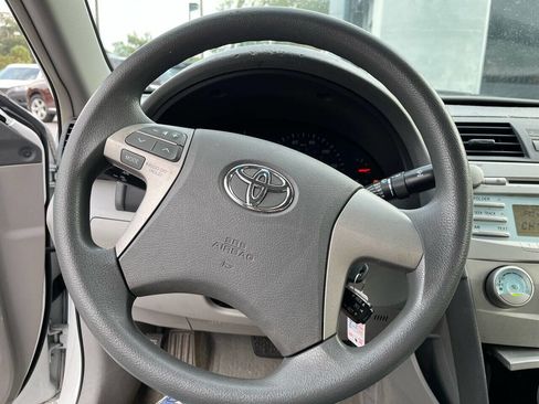 Used 2008 Toyota Camry LE image 15