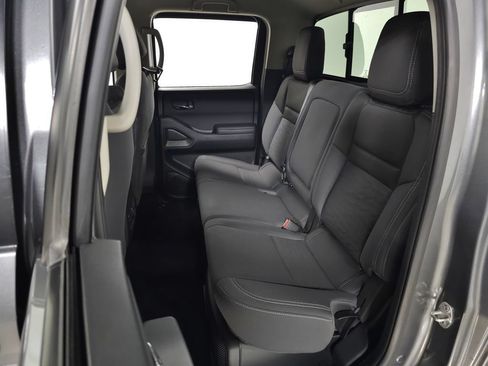 Used 2023 Nissan Frontier SV w/ SV Convenience Package AWD/4WD image 32