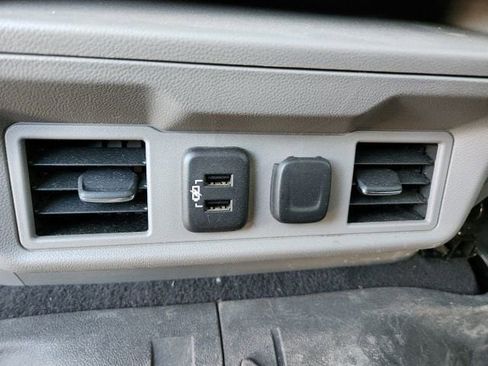 Used 2019 Chevrolet Silverado 1500 LTZ image 19