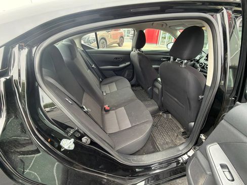 Used 2024 Nissan Sentra SV FWD image 10