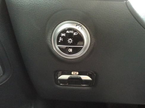 Used 2022 Mercedes-Benz C 300 Sedan image 36