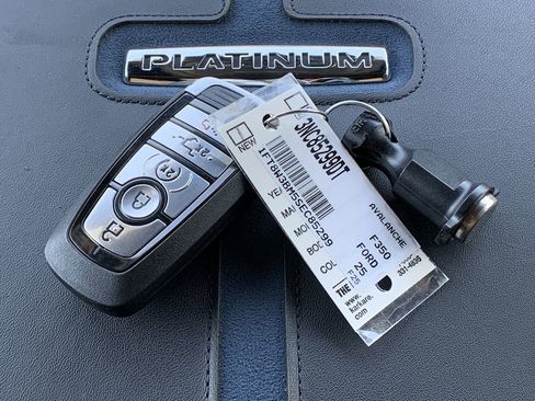 New 2025 Ford F350 Platinum w/ Tremor Off-Road Package image 24