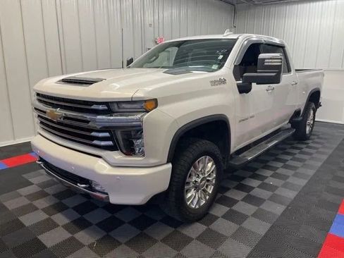 Used 2023 Chevrolet Silverado 3500 High Country w/ Z71 Off-Road Package image 6