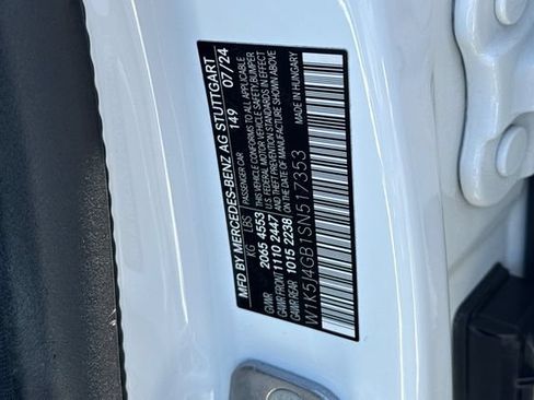 Used 2025 Mercedes-Benz CLA 250 image 33