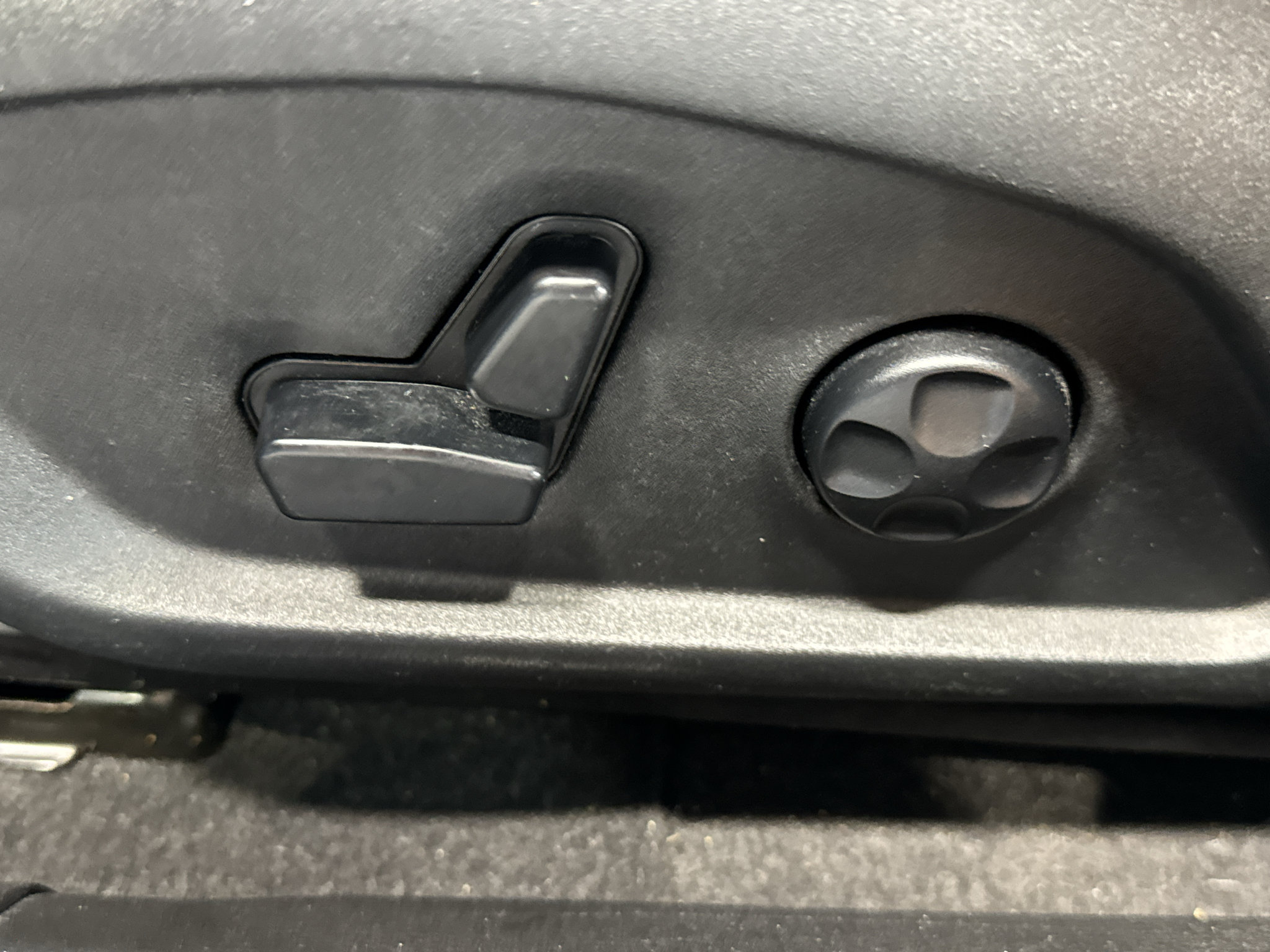 Used 2021 Jeep Compass Latitude AWD/4WD image 14