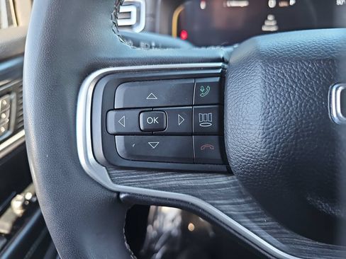 Used 2024 Jeep Wagoneer Series II w/ Flexible Seating Group AWD/4WD image 11